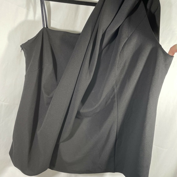 NWT $119 Adrianna Papell [PLUS Size 20W‎ ] One Shoulder Crepe Top in Black - Picture 8 of 12